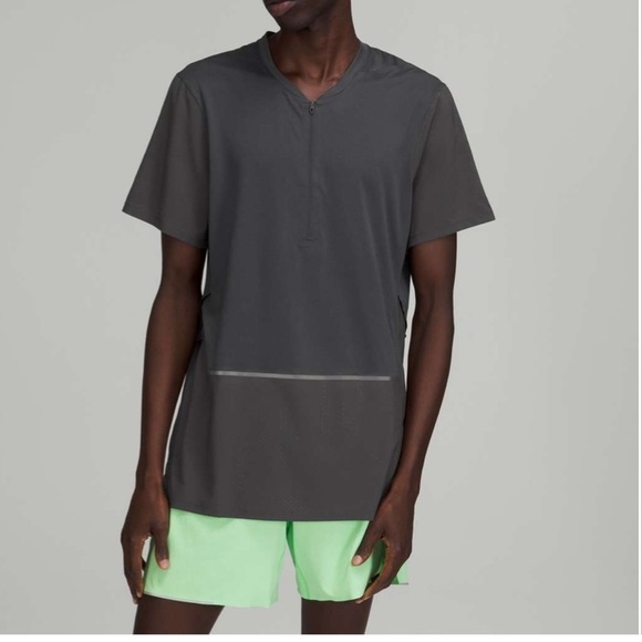 Lululemon All Terrain Short Sleeve
Shirt Men’s Size XL - Picture 2 of 10